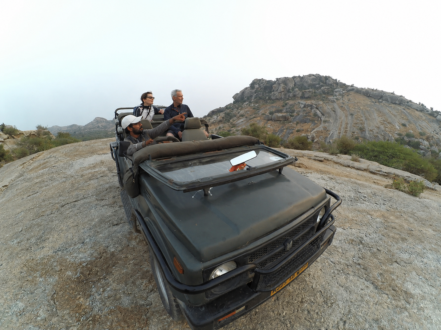 Expert local guide leading a Jawai safari